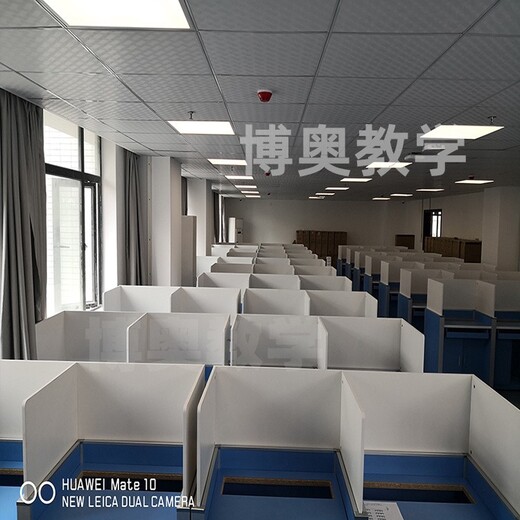 深圳双人位自动升降屏风桌,升降屏风卡座一桌多用