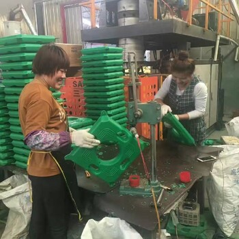 本溪深水种植施工人工生态浮岛造型美观