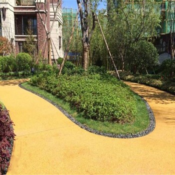 青岛彩色胶筑胶粘石地面公园别墅庭院结实实用透水