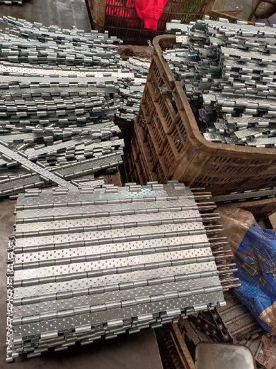 西藏排屑机链板生产厂家