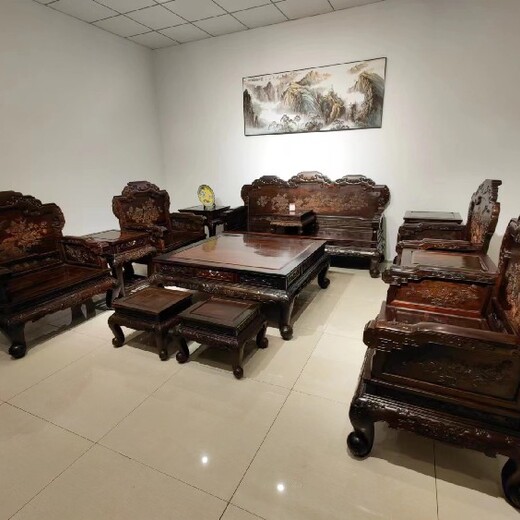 内蒙古鄂尔多斯东胜区制作大红酸枝沙发价格,古典红木沙发