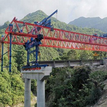 云南昭通架橋機(jī)出租廠家130噸架橋機(jī)半年租金