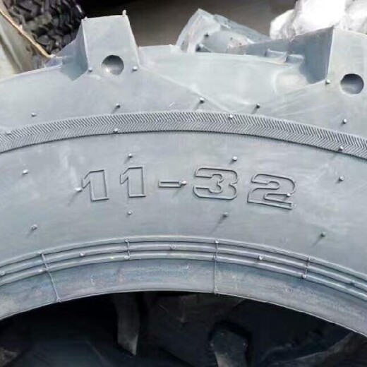 寶坻農(nóng)用拖拉機(jī)輪胎生產(chǎn)廠家