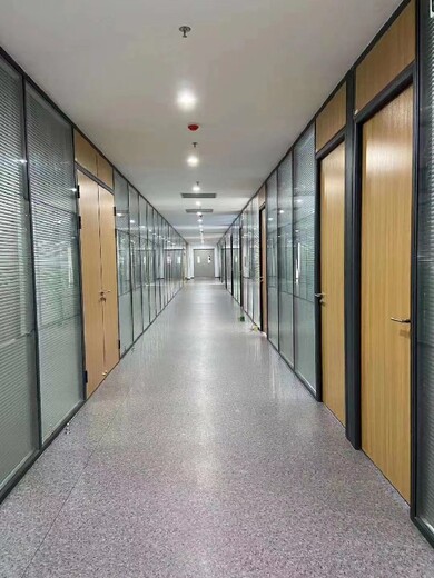 新密防火玻璃隔斷墻廠家,防火隔斷型材廠家
