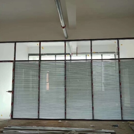 遂平縣防火玻璃墻材料廠家,灌漿防火玻璃