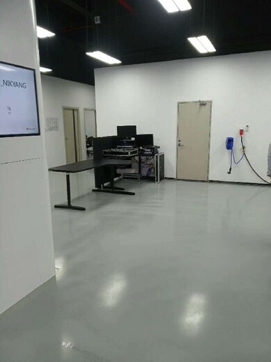 盐田实验室塑胶地板清洗