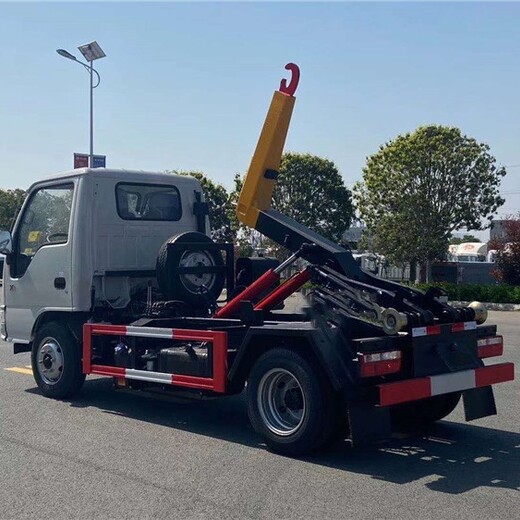 河北勾臂車供應(yīng)商車廂可卸式垃圾車