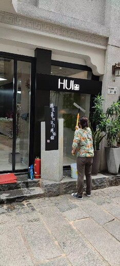 龍華停車場開荒清潔公司預約上門