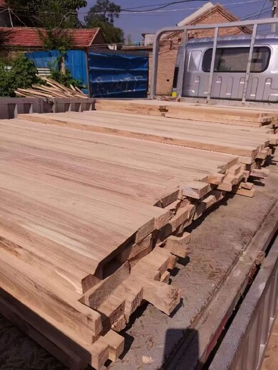 老榆木木楼梯厂家定制,大量出售老榆木