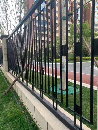 锌钢围栏和县铁艺围栏组装式锌钢护栏