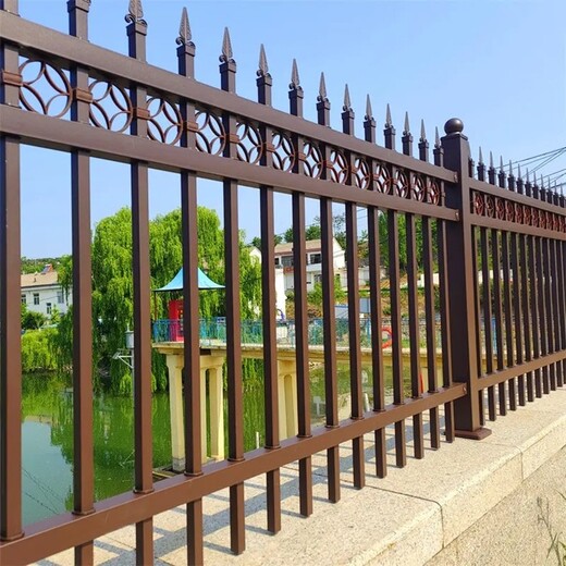 江西铁艺围栏整体焊接式锌钢护栏