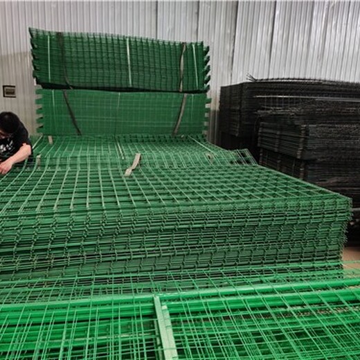 社区安全绿色铁丝网1.8米×3米徐州护栏网厂家