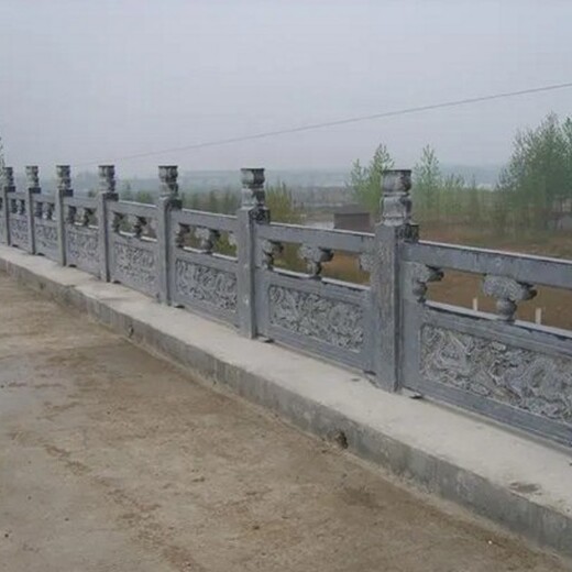 广东青石石栏杆安装,青石栏杆