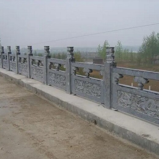 德宏青石石欄桿供應(yīng),青石欄桿生產(chǎn)廠家
