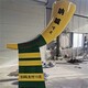 牛角喊泉雕塑制作,玻璃鋼吶喊噴泉雕塑產(chǎn)品圖