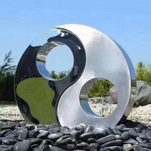 云南精神堡壘設(shè)計(jì)制作操作流程成都玻璃鋼雕塑品質(zhì)精美