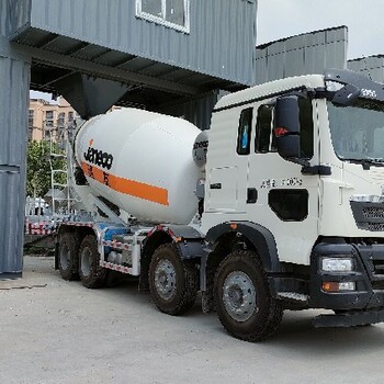山推建友攪拌機(jī)混凝土攪拌車小