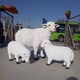 广场羊雕塑图