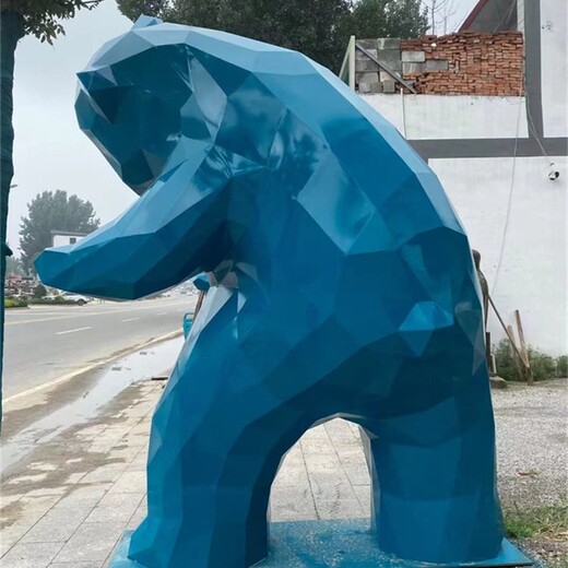 不锈钢爬墙熊雕塑定制公司