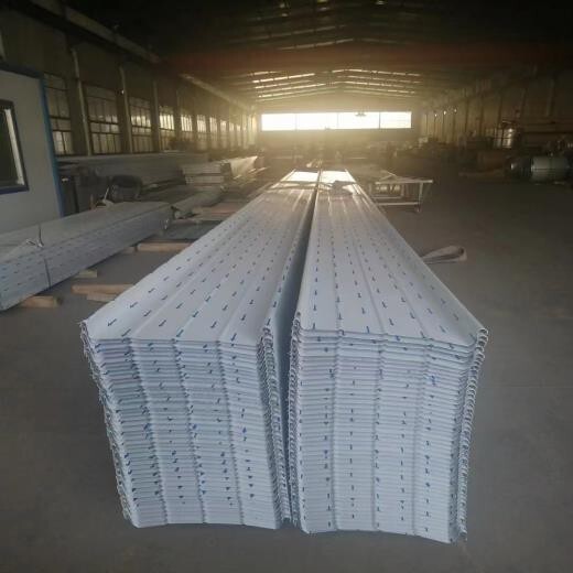 北京灰色铝镁锰金属屋面板现货供应