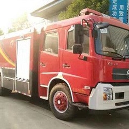 8吨水罐消防车消防车的消防器材