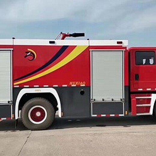 四川消防车多少钱一台电动消防车与燃油消防车的优劣