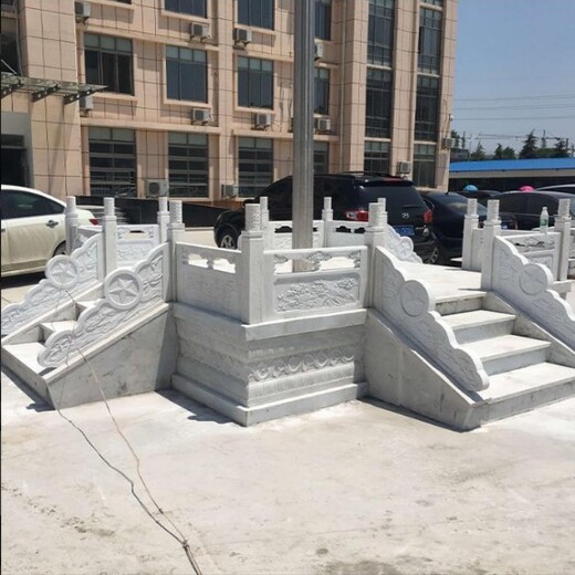 廣西校園石雕升旗臺批發價格