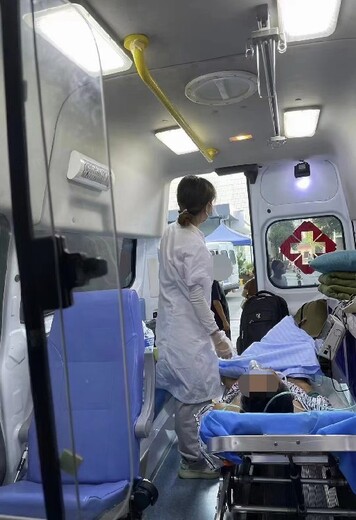 自贡急救救护车接送病人中心