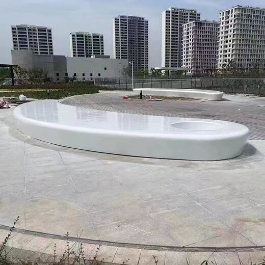 大型玻璃钢树池坐凳景观小品