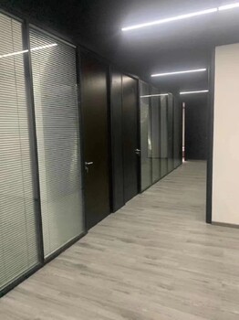 內蒙古雙層防火玻璃門多少錢