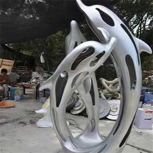 不銹鋼編織鏤空海豚雕塑制作