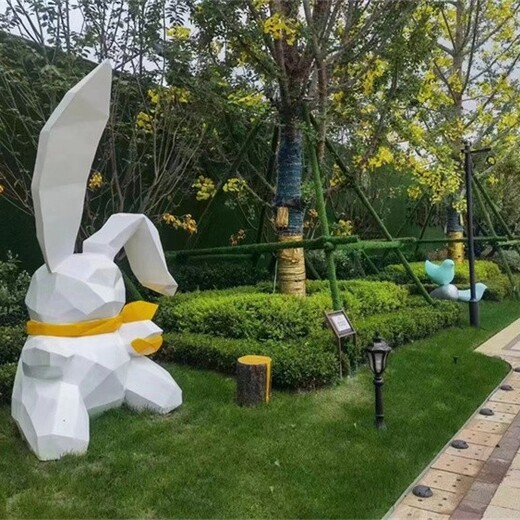 抽象兔子雕塑加工定制