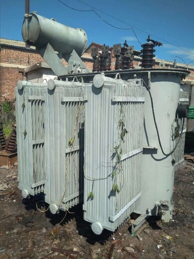 梅州废旧变压器回收公司报价,800kva箱式变压器回收