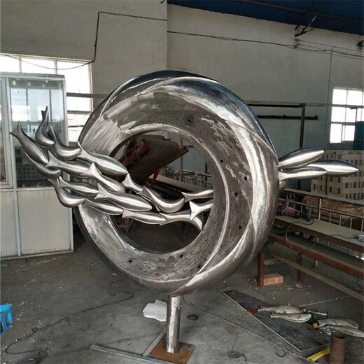 鐵藝不銹鋼圓環(huán)月亮雕塑景觀小品