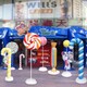 步行街玻璃钢气球糖果雕塑定制厂家产品图