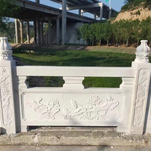 昆明供應(yīng)漢白玉石欄桿