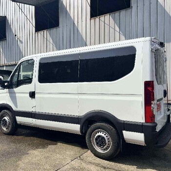 河南依維柯歐勝殯儀車供應(yīng)殯儀館車