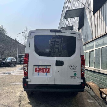 河南依維柯歐勝殯儀車供應(yīng)殯儀館車