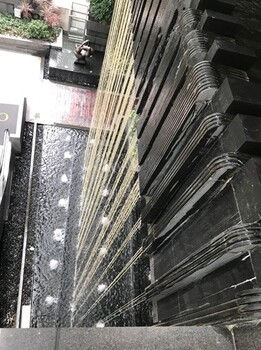 璧山水簾水幕噴泉施工