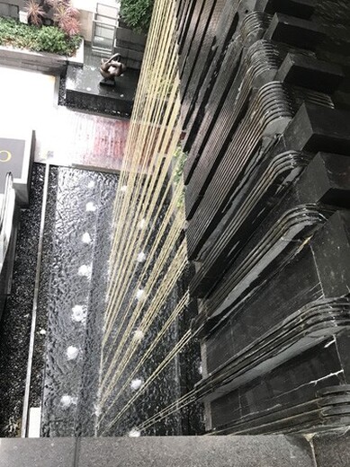 重庆地标雕塑拉线互动水帘厂家供应造型丰富
