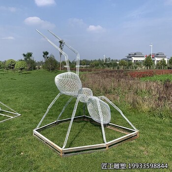 不銹鋼鏤空螞蟻雕塑鐵藝編織動物戶外金屬擺件