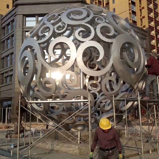 房地产不锈钢镂空球雕塑报价