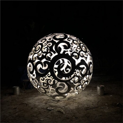河南不锈钢镂空球雕塑厂家