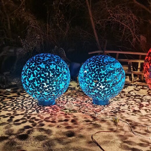 黑龙江不锈钢镂空球雕塑厂家