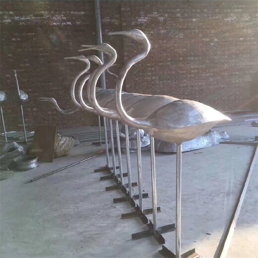 天津铸铝雕塑加工