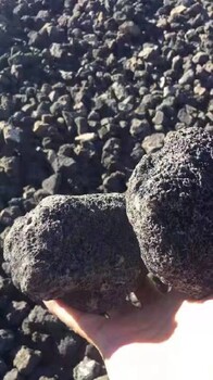 湖北武漢江夏紅色紅色火山石