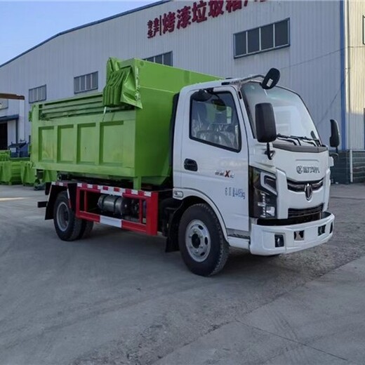 5方東風(fēng)多利卡鉤臂垃圾車