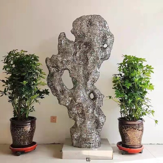 上海不锈钢太湖石雕塑定做