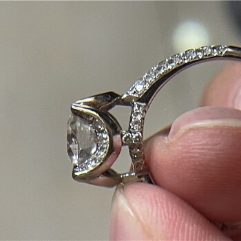 蔡甸钻石戒指回收正规回收钻石店铺