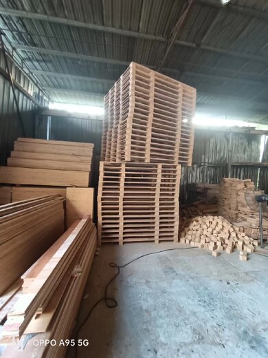东坑镇实木木栈板生产厂家